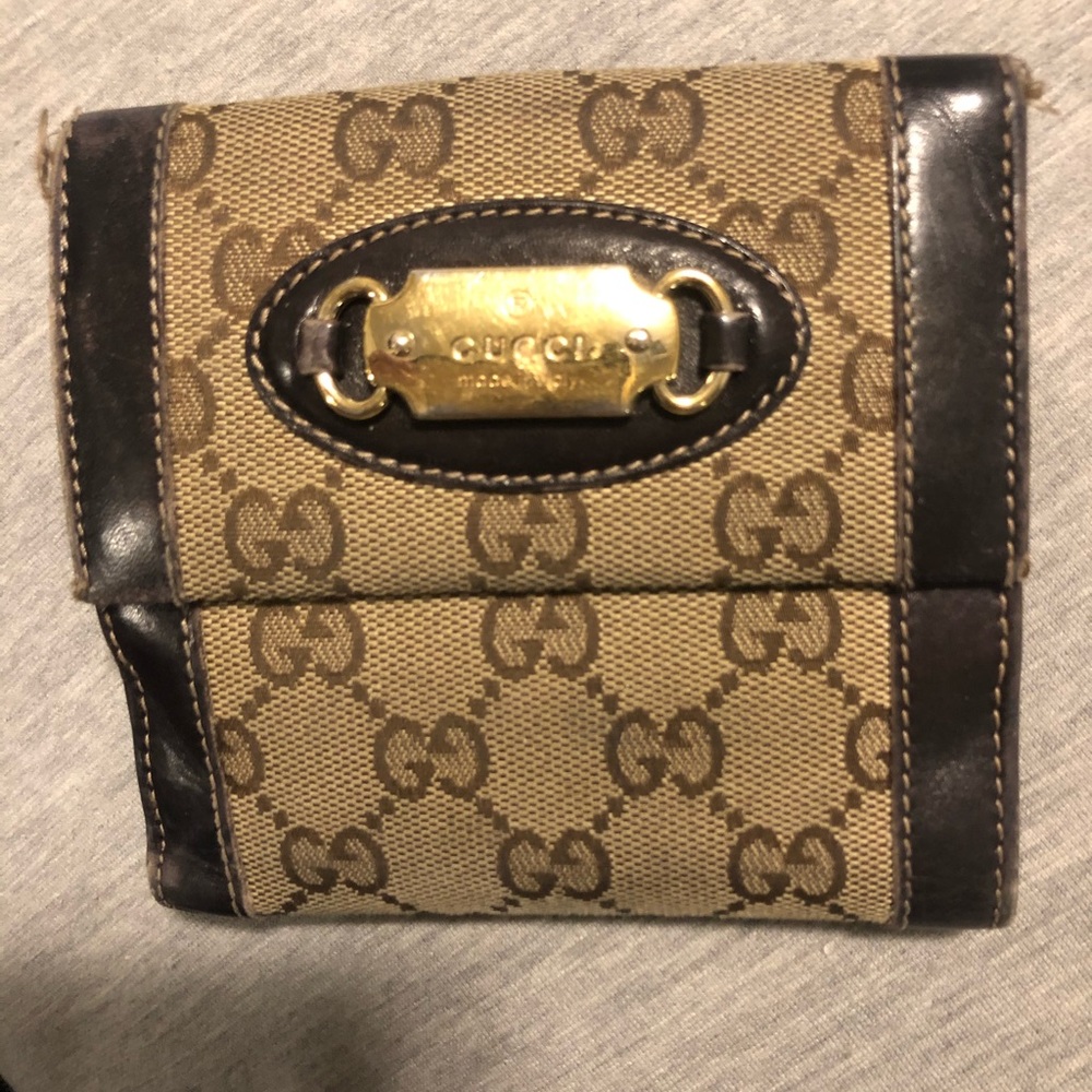Gucci wallet